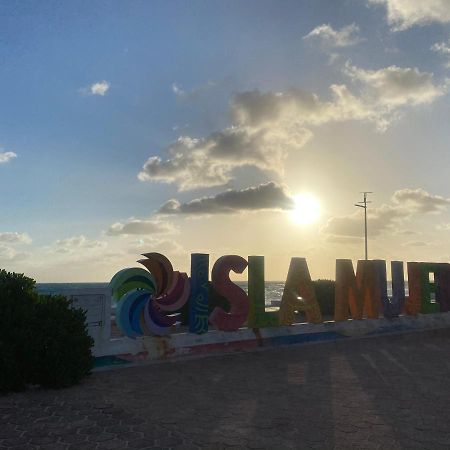 Hotel La Famiglia Isla Mujeres Exterior foto